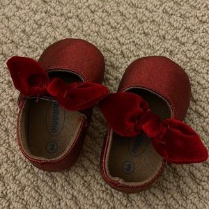 NWOT Baby ruby slippers size 3